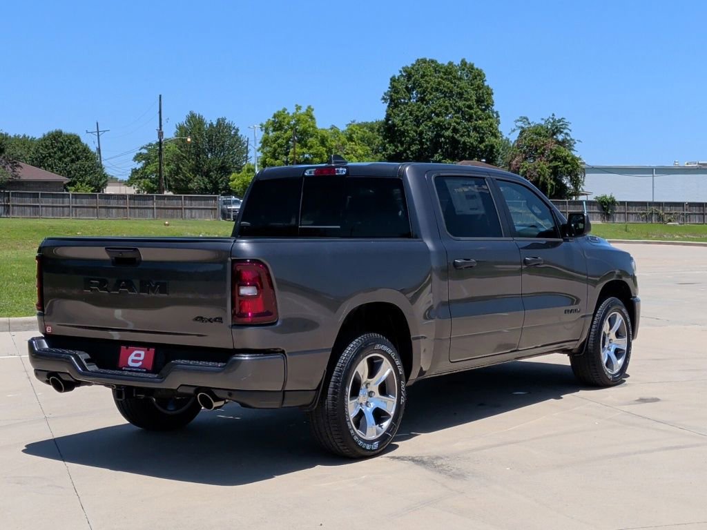 New 2026 RAM 1500 Express AWD/4WD image 8