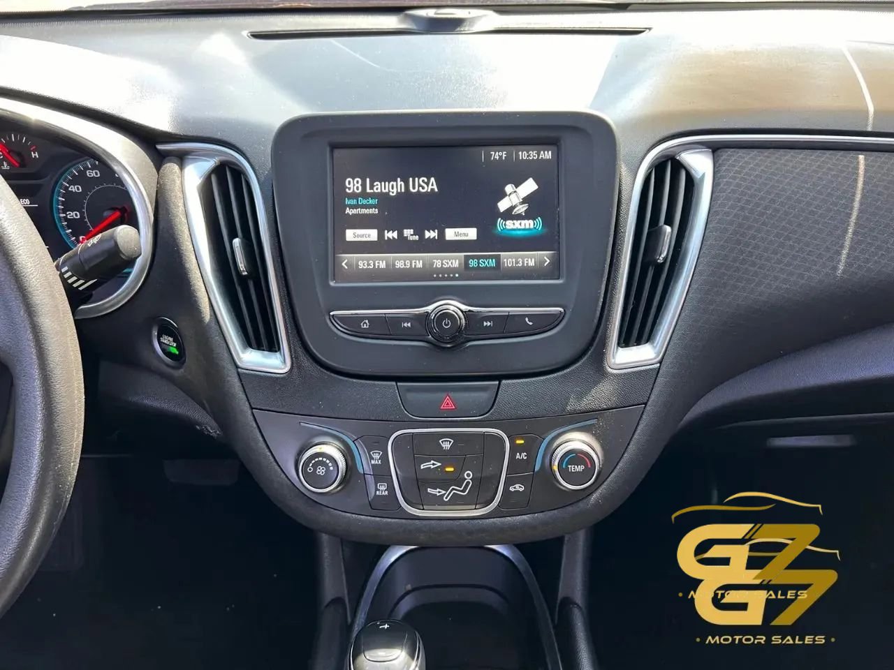 Used 2018 Chevrolet Malibu LT FWD image 9