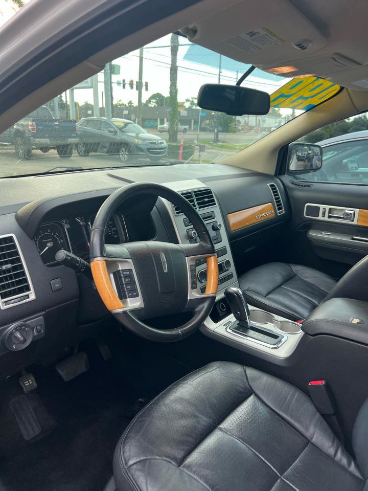 Used 2010 Lincoln MKX 2WD image 10