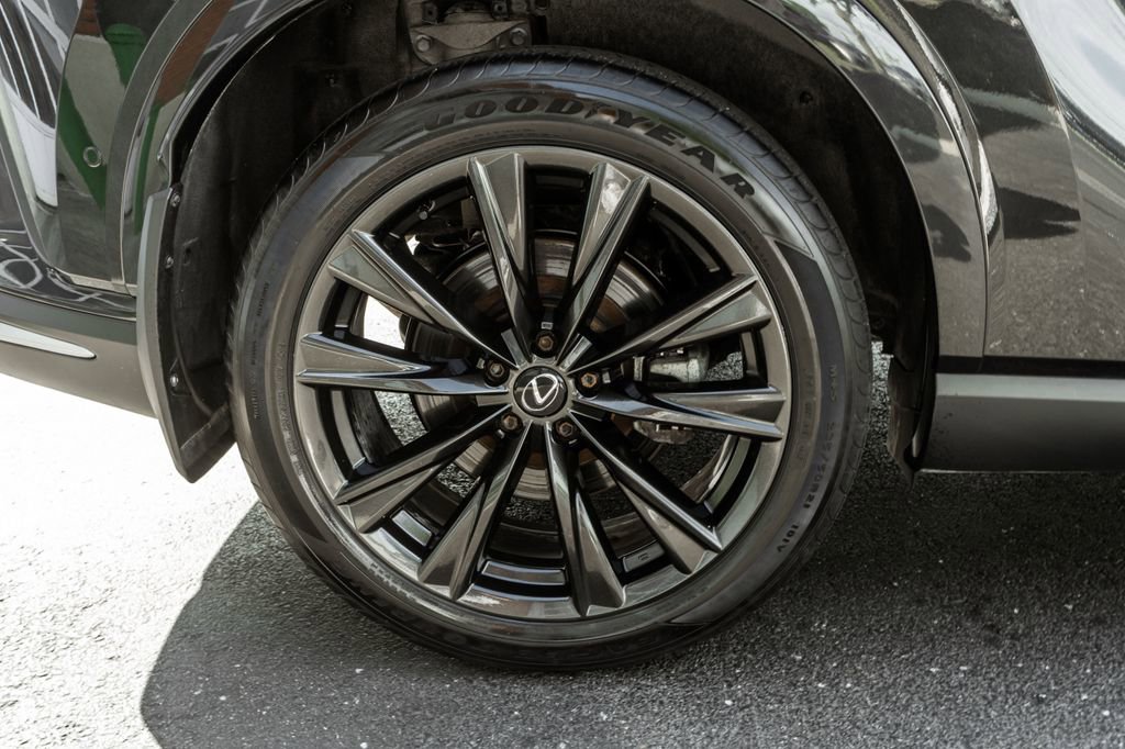 Used 2023 Lexus RX 350 AWD image 32