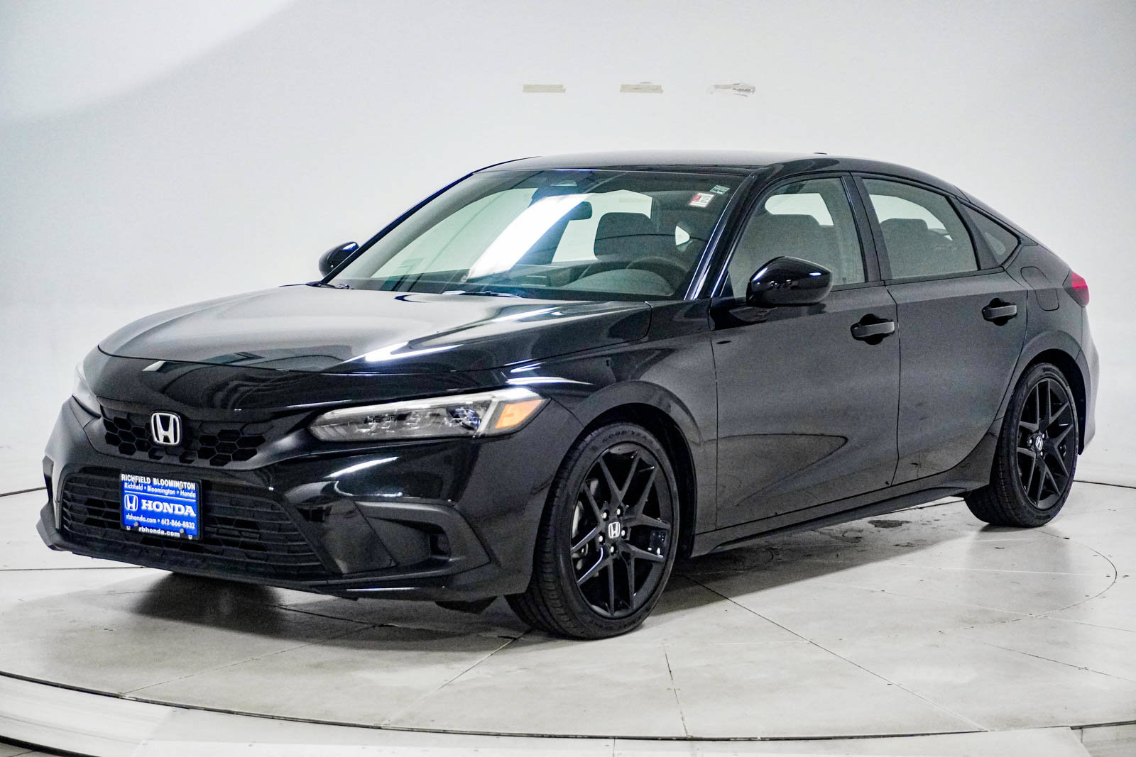 Certified 2024 Honda Civic Sport image 3