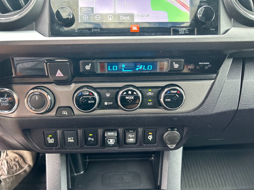 Certified 2018 Toyota Tacoma TRD Off-Road AWD/4WD image 31