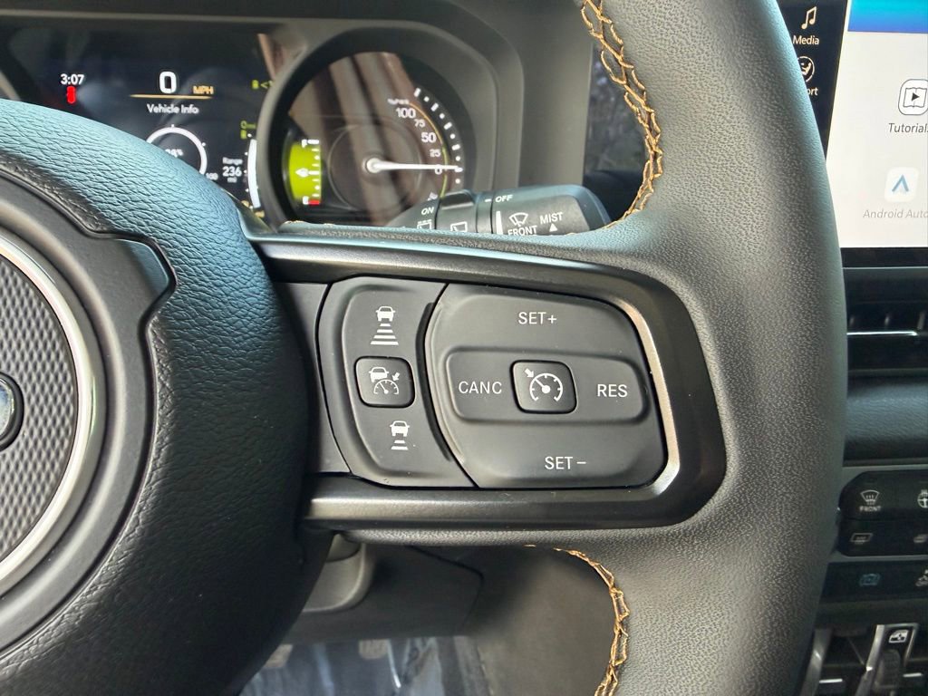 Used 2024 Jeep Wrangler Unlimited w/ Convenience Group image 25