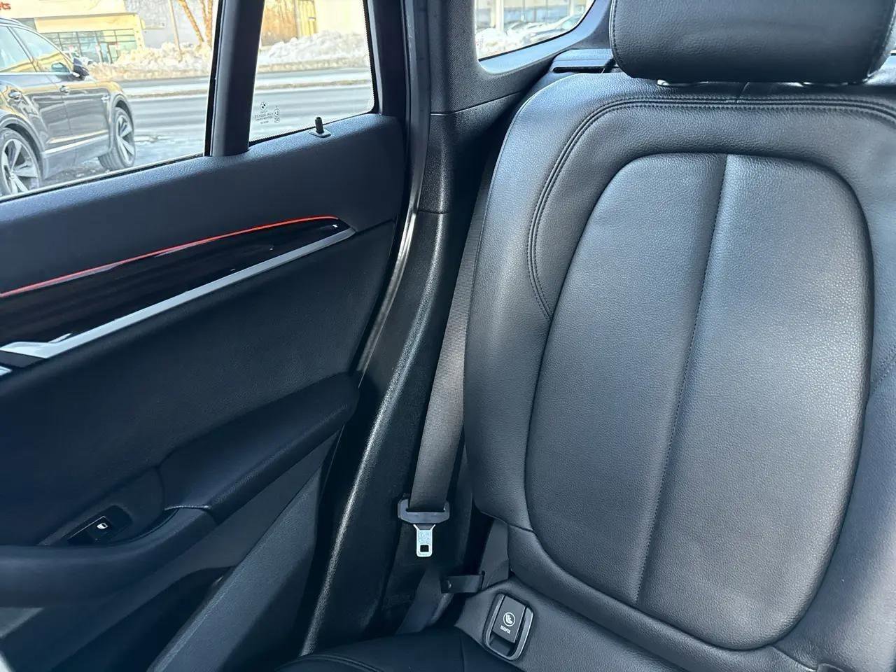 Used 2017 BMW X1 xDrive28i AWD/4WD image 57