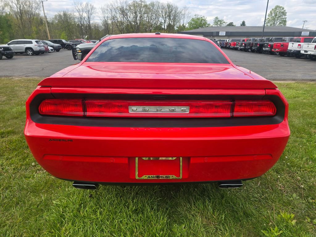 Used 2014 Dodge Challenger R/T Plus RWD image 6