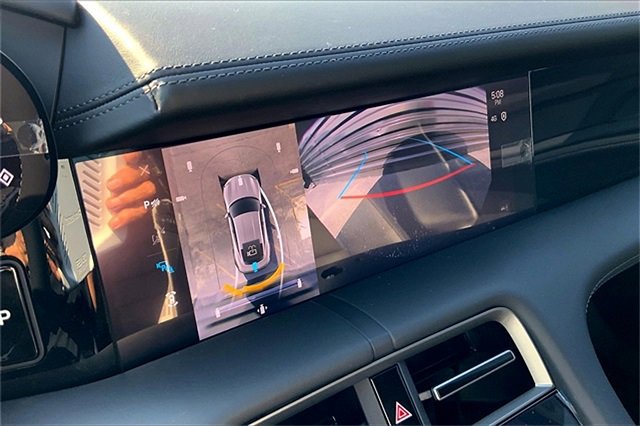 New 2025 Porsche Taycan image 34