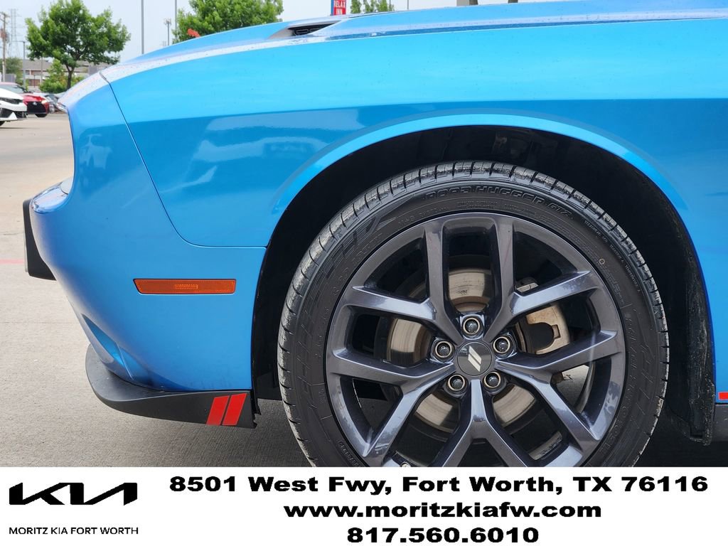 Used 2023 Dodge Challenger SXT w/ Blacktop Package RWD image 8