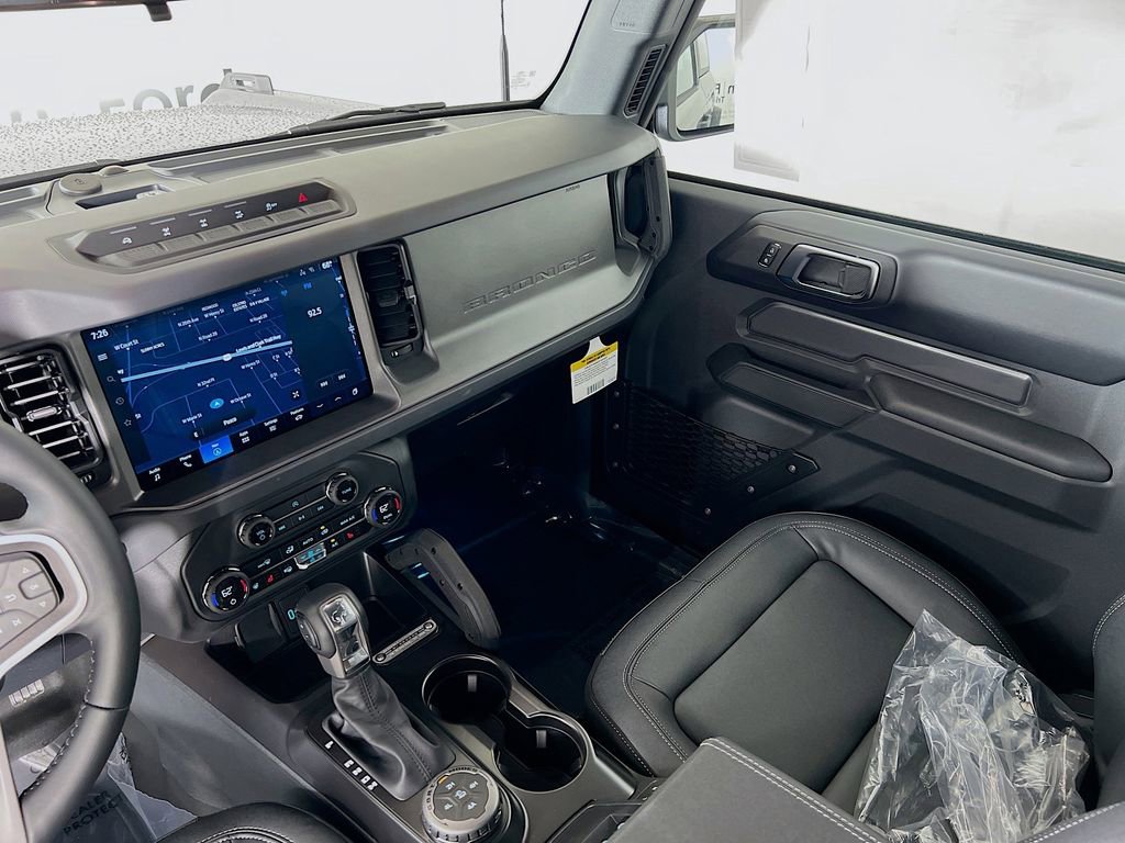 New 2025 Ford Bronco Badlands image 27