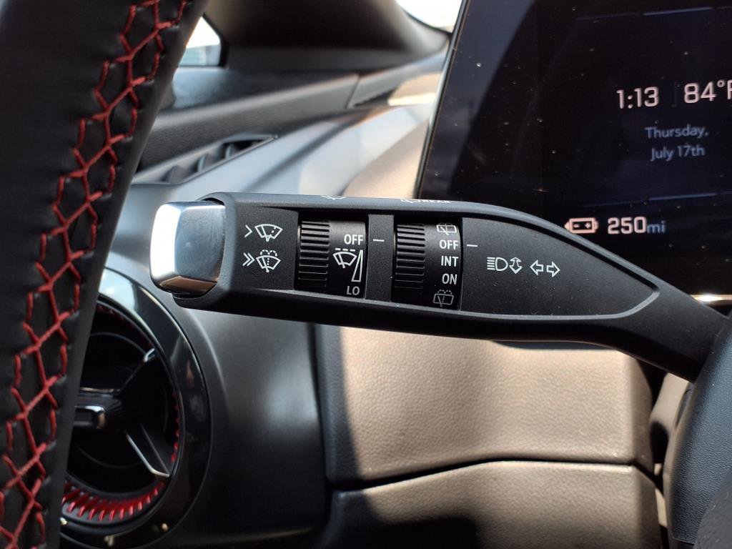 Used 2024 Chevrolet Equinox EV RS image 22