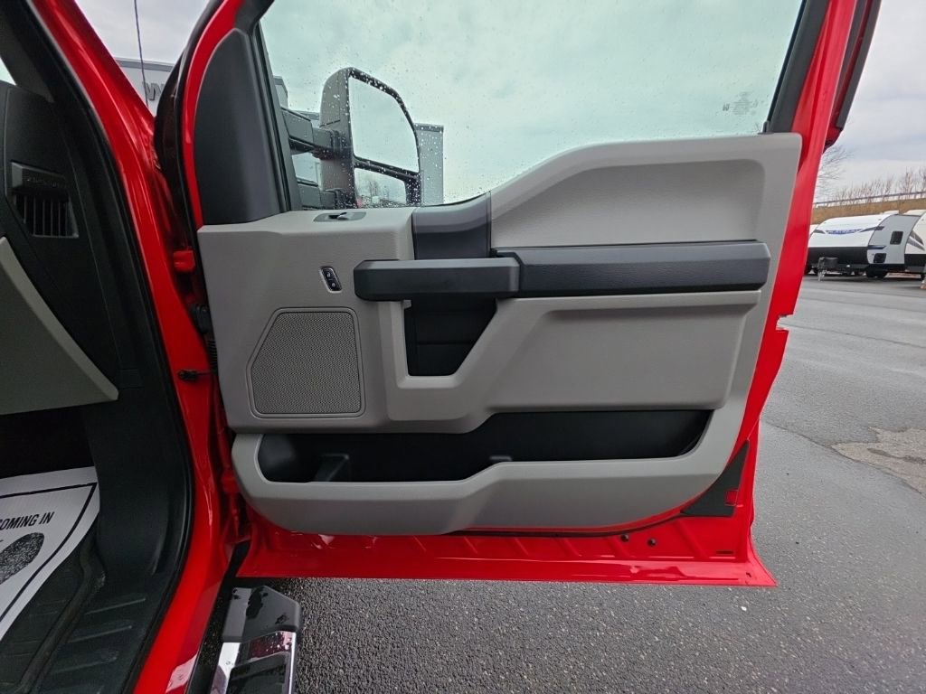 Used 2021 Ford F250 XL w/ STX Appearance Package image 27