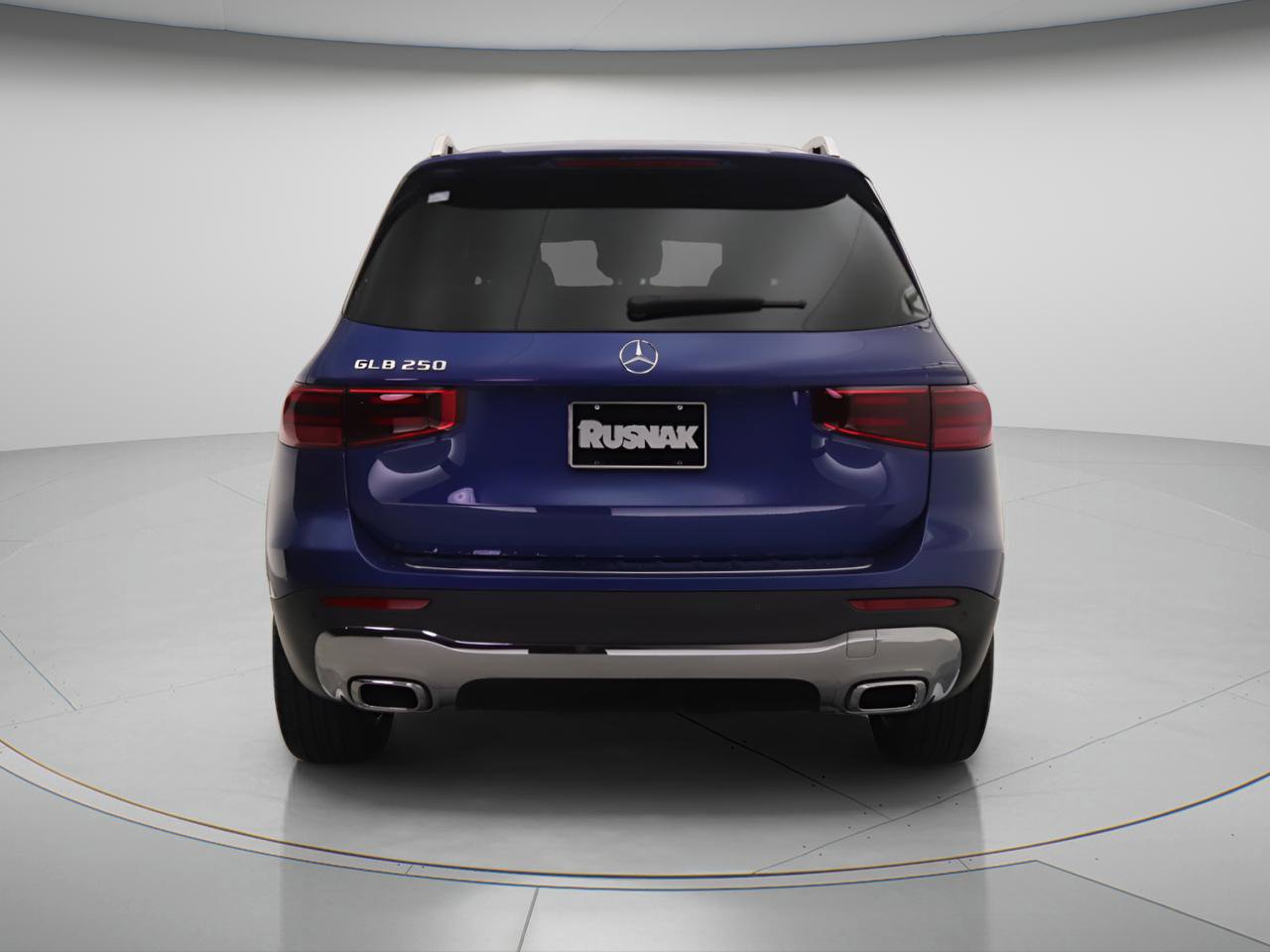 New 2026 Mercedes-Benz GLB 250 image 3