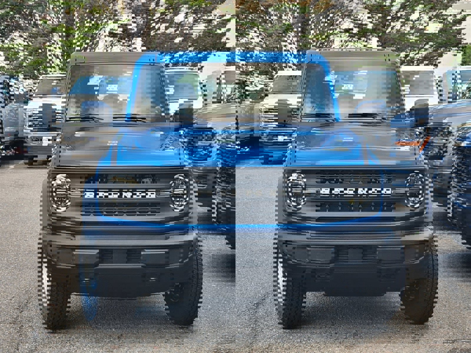 New 2025 Ford Bronco 4-Door image 3