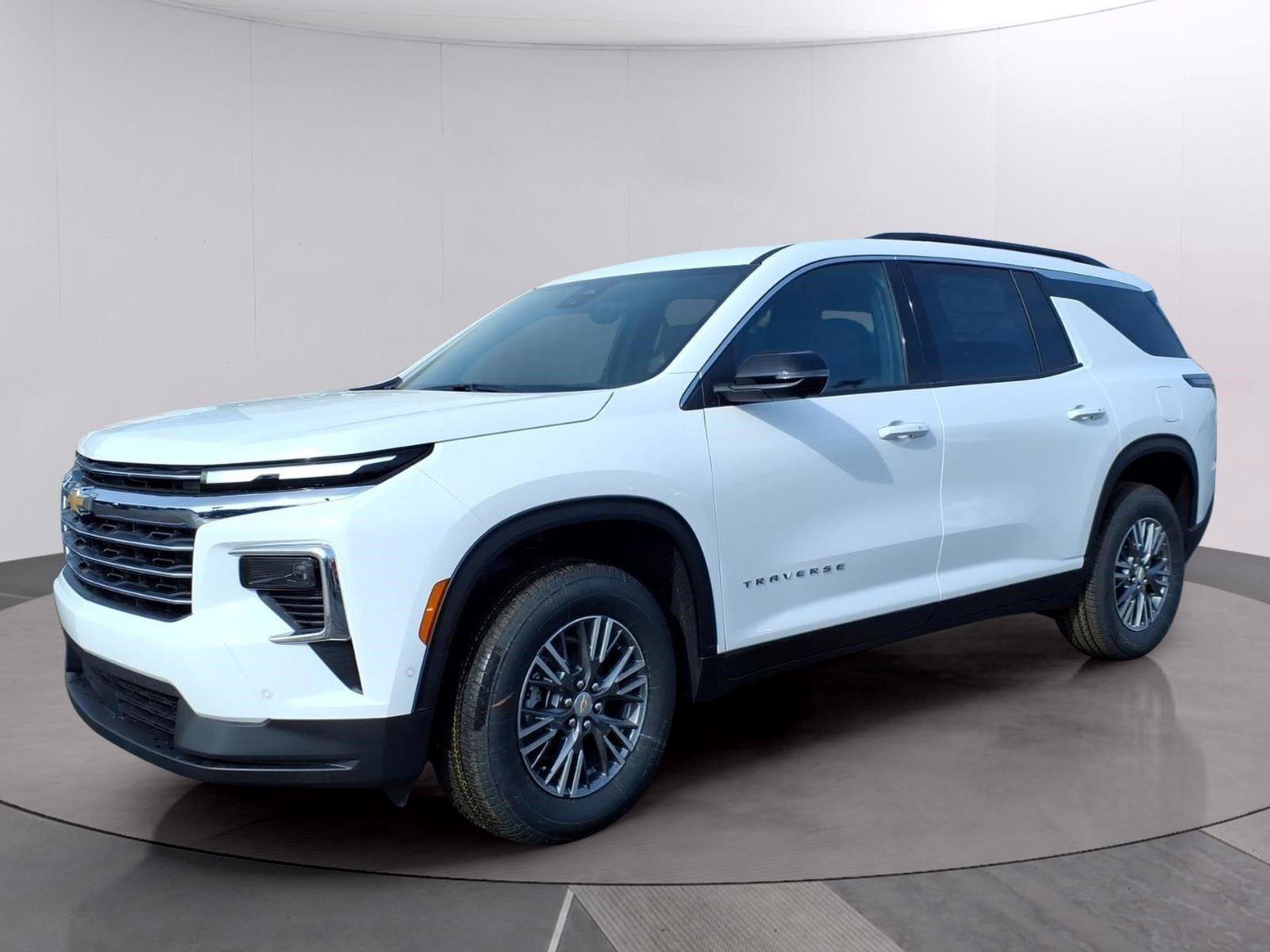 New 2026 Chevrolet Traverse LT w/ Enhanced Driving Package