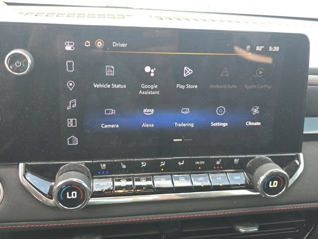 Used 2024 Chevrolet Colorado Z71 w/ Z71 Convenience Package 2 AWD/4WD image 9