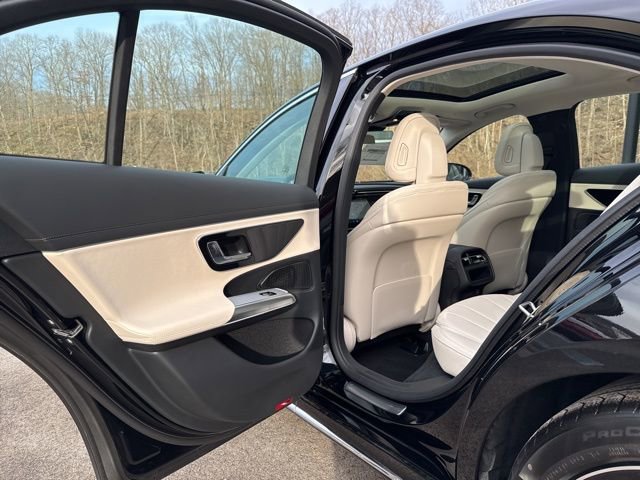 New 2026 Mercedes-Benz E 350 4MATIC Sedan image 22