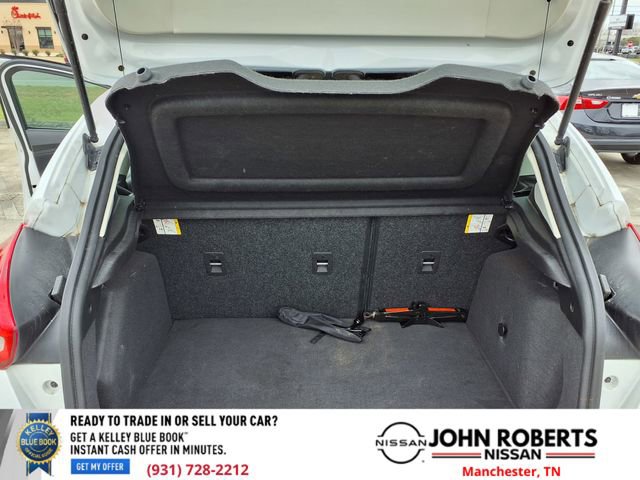 Used 2016 Ford Focus SE w/ SE Power Seat Package image 25