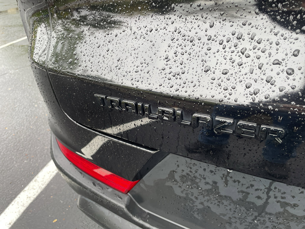 Used 2023 Chevrolet TrailBlazer LS image 49