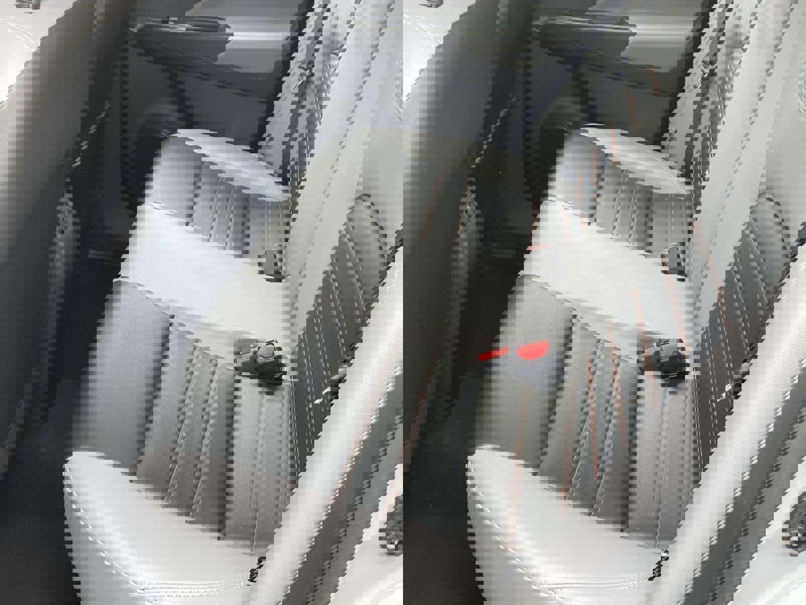 Used 2023 Nissan Kicks SR w/ SR Premium Package image 10