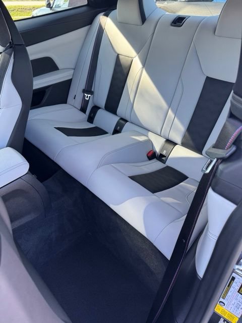 Used 2022 BMW M4 Competition w/ Executive Package RWD image 8