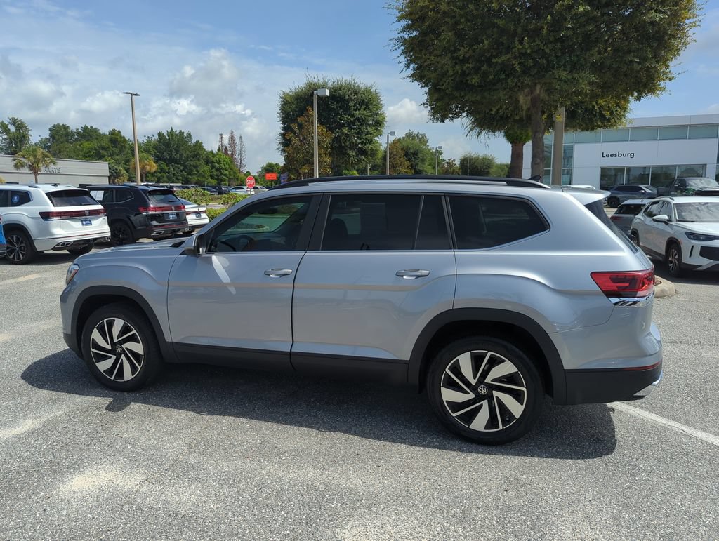 Used 2024 Volkswagen Atlas SE FWD image 10