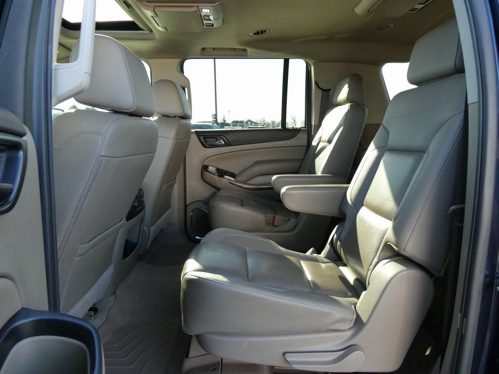 Used 2020 GMC Yukon XL SLT w/ Premium Edition image 20