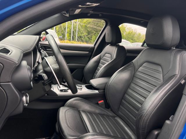Used 2022 Alfa Romeo Stelvio Veloce AWD/4WD image 13