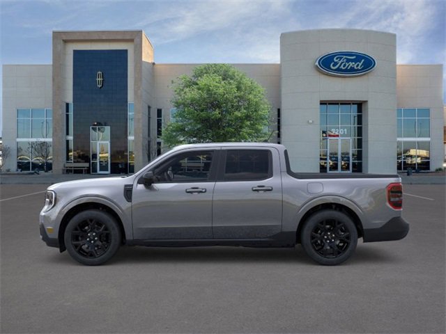 New 2025 Ford Maverick Lariat w/ Black Appearance Package image 3