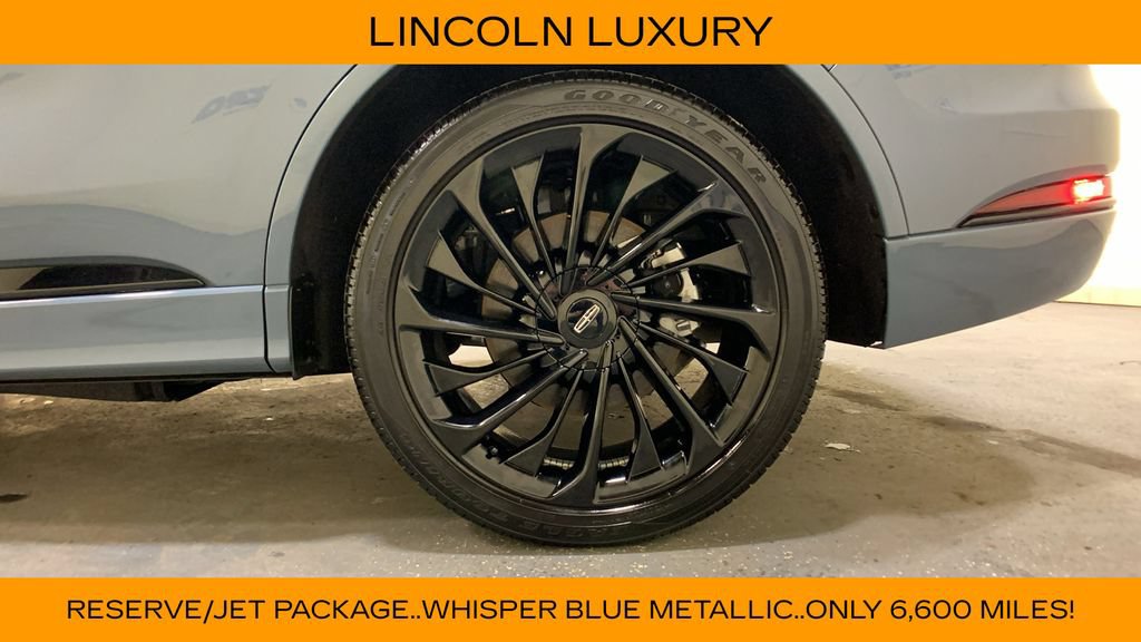 Used 2025 Lincoln Aviator Reserve w/ Equipment Group 201A AWD/4WD image 23