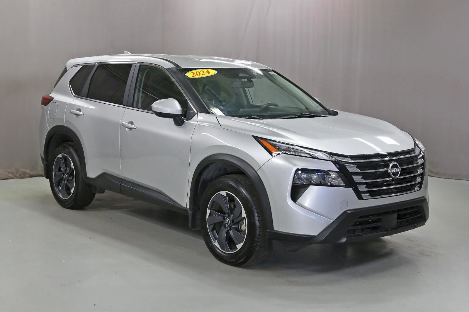 Certified 2024 Nissan Rogue SV