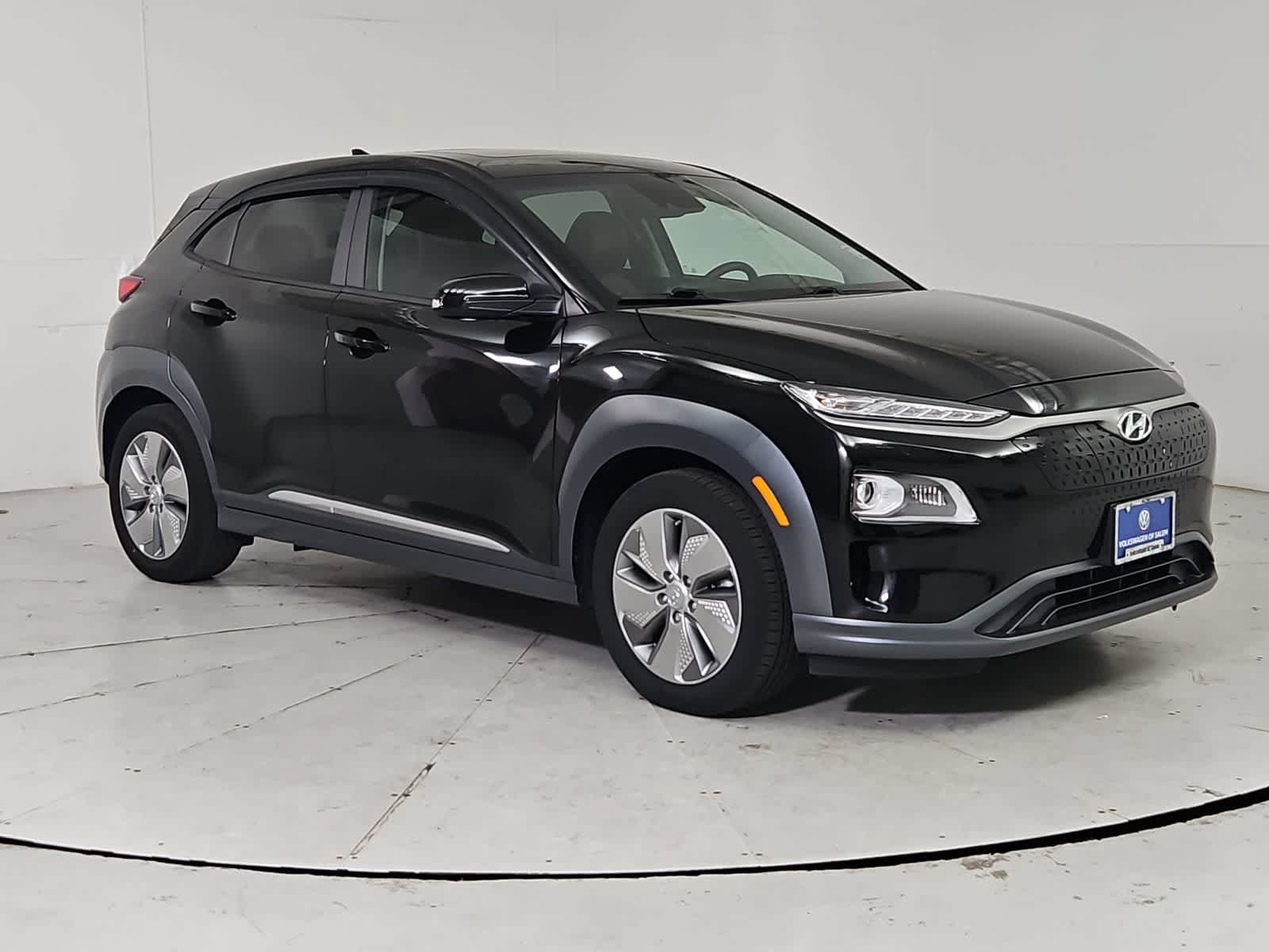 Used 2021 Hyundai Kona Limited w/ Cargo Package FWD image 8