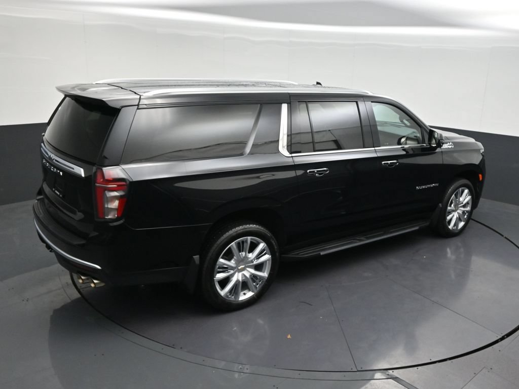 Used 2024 Chevrolet Suburban High Country AWD/4WD image 19