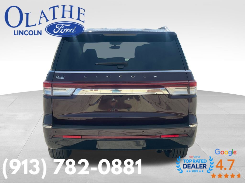 Certified 2023 Lincoln Navigator L Reserve image 4