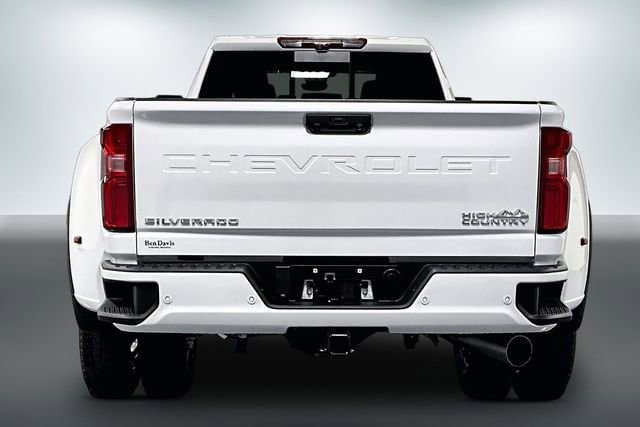 New 2026 Chevrolet Silverado 3500 High Country AWD/4WD image 6