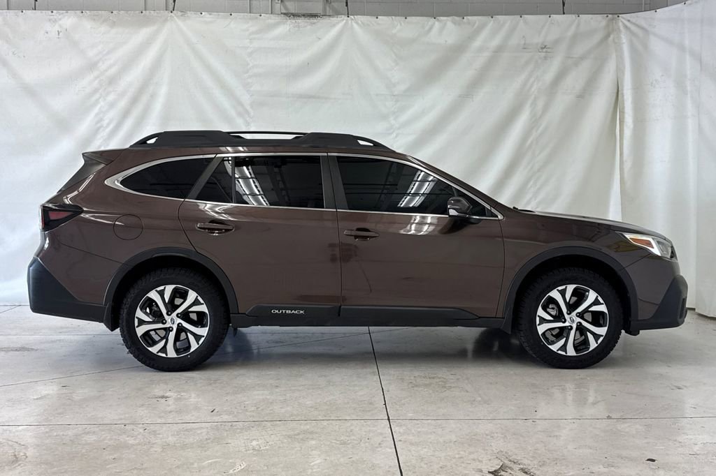 Used 2021 Subaru Outback Limited AWD/4WD image 3