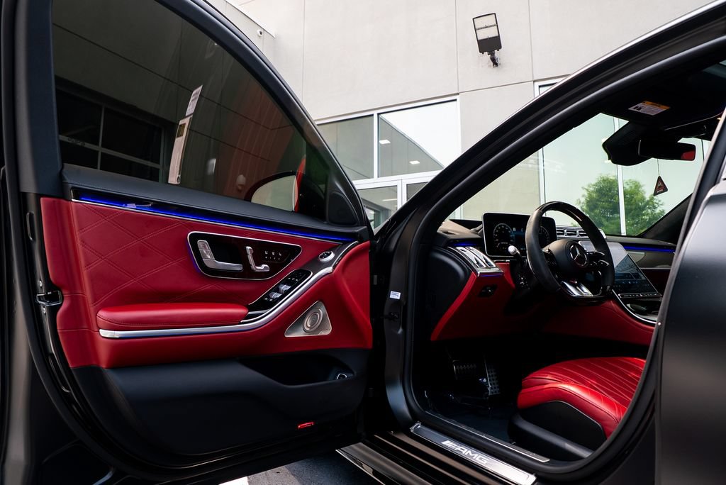 Used 2024 Mercedes-Benz S 63 AMG S image 22