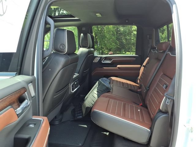 New 2026 GMC Sierra 3500 Denali Ultimate AWD/4WD image 11