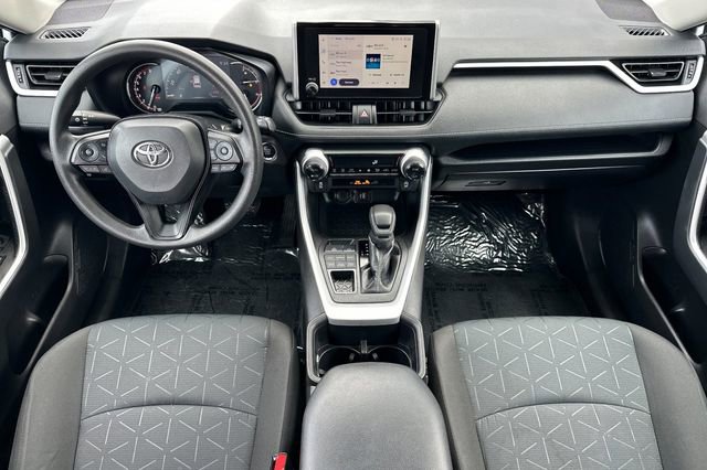 Certified 2025 Toyota RAV4 XLE AWD/4WD image 17