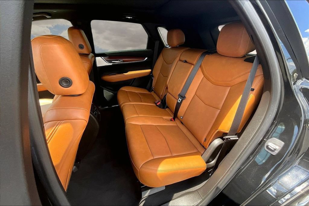 Certified 2023 Cadillac XT5 Premium Luxury AWD/4WD image 22