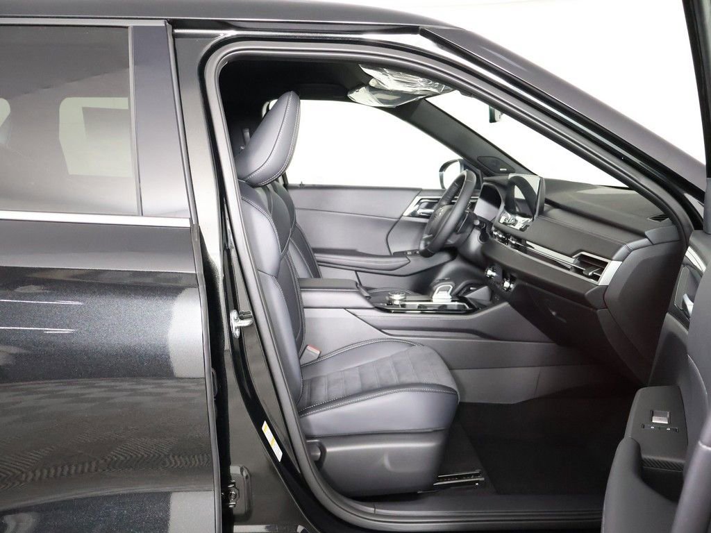 New 2026 Mitsubishi Outlander LE FWD image 29