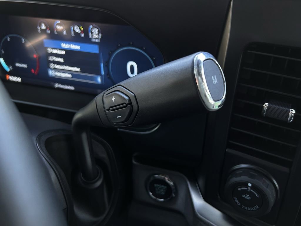 Used 2024 Ford F350 Platinum image 25