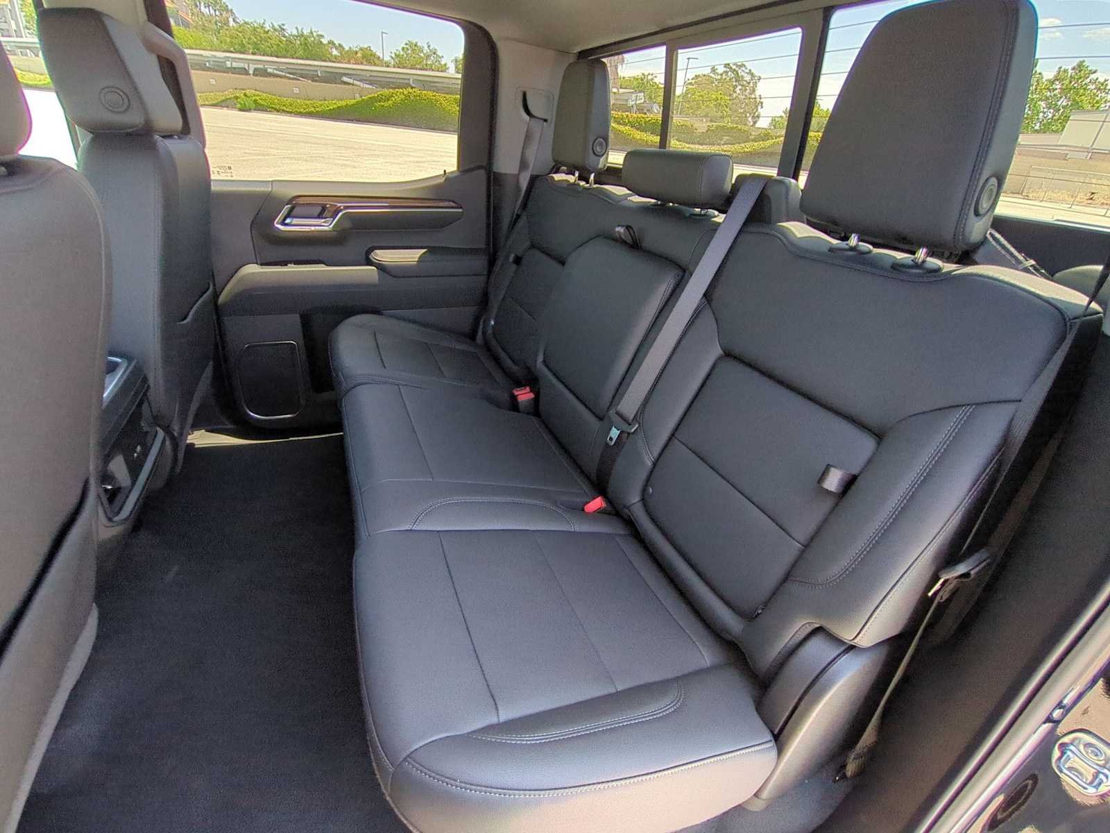 New 2026 Chevrolet Silverado 1500 RST w/ Convenience Package II AWD/4WD image 24