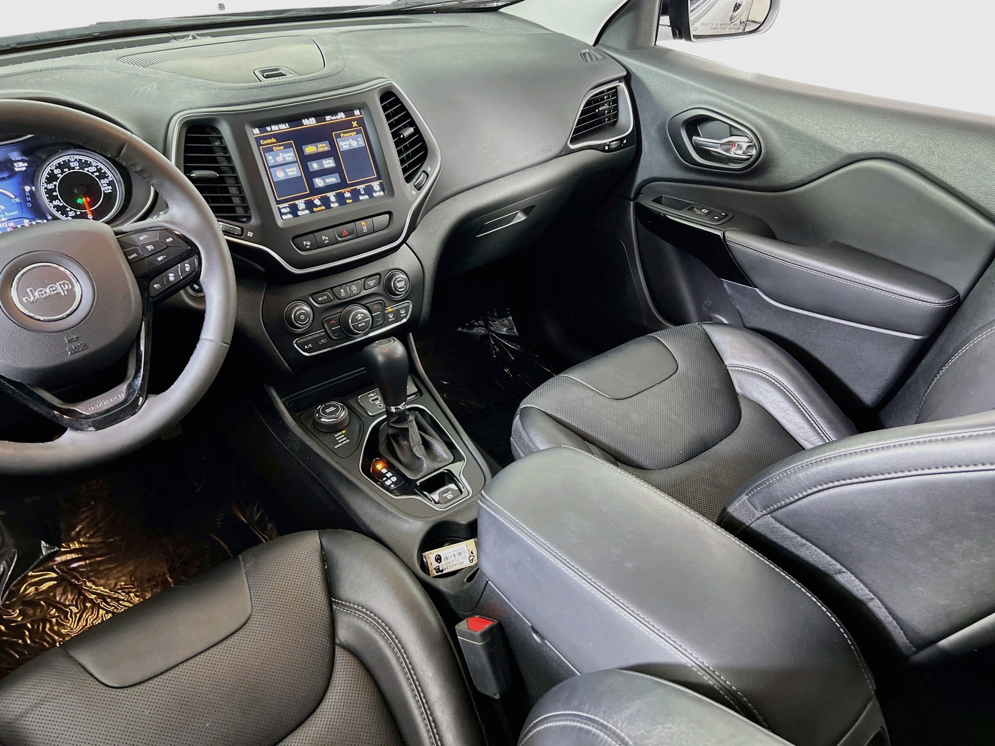 Used 2023 Jeep Cherokee Altitude Lux AWD/4WD image 23