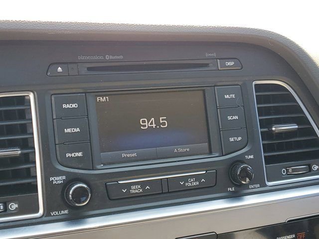 Used 2015 Hyundai Sonata Limited image 25