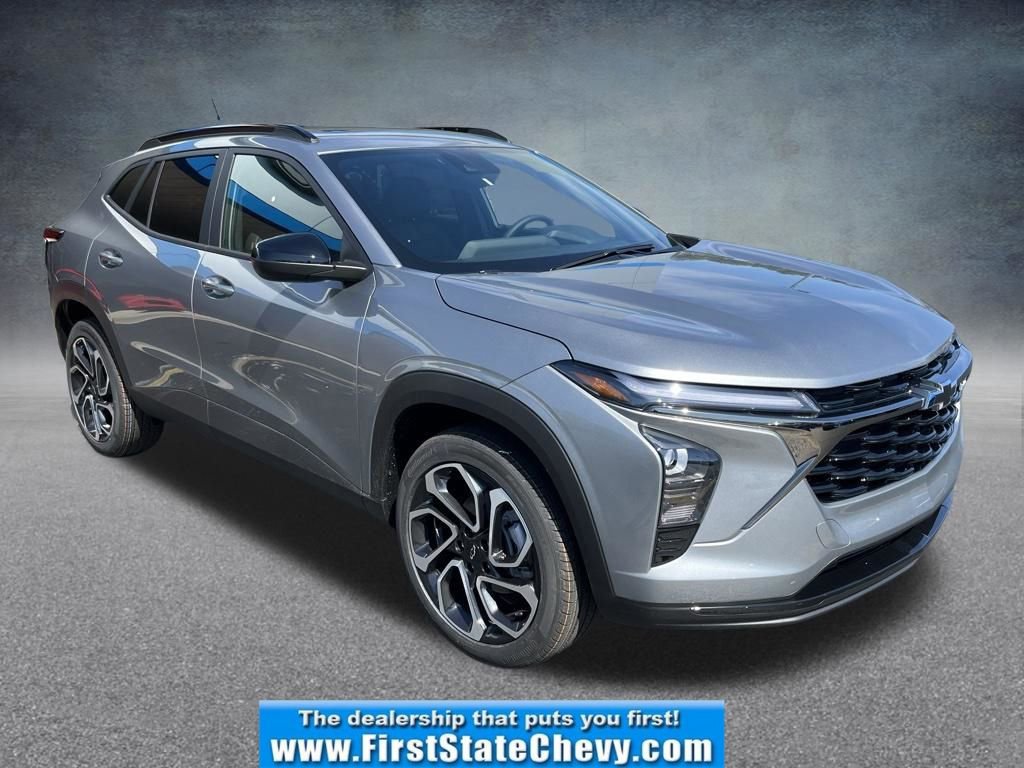 New 2026 Chevrolet Trax RS w/ Sunroof Package