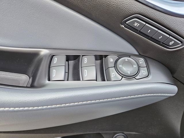 Used 2024 Buick Enclave Premium image 24