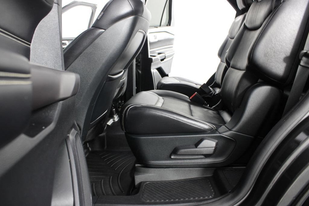 Used 2020 Ford Explorer ST w/ ST Street Pack AWD/4WD image 19