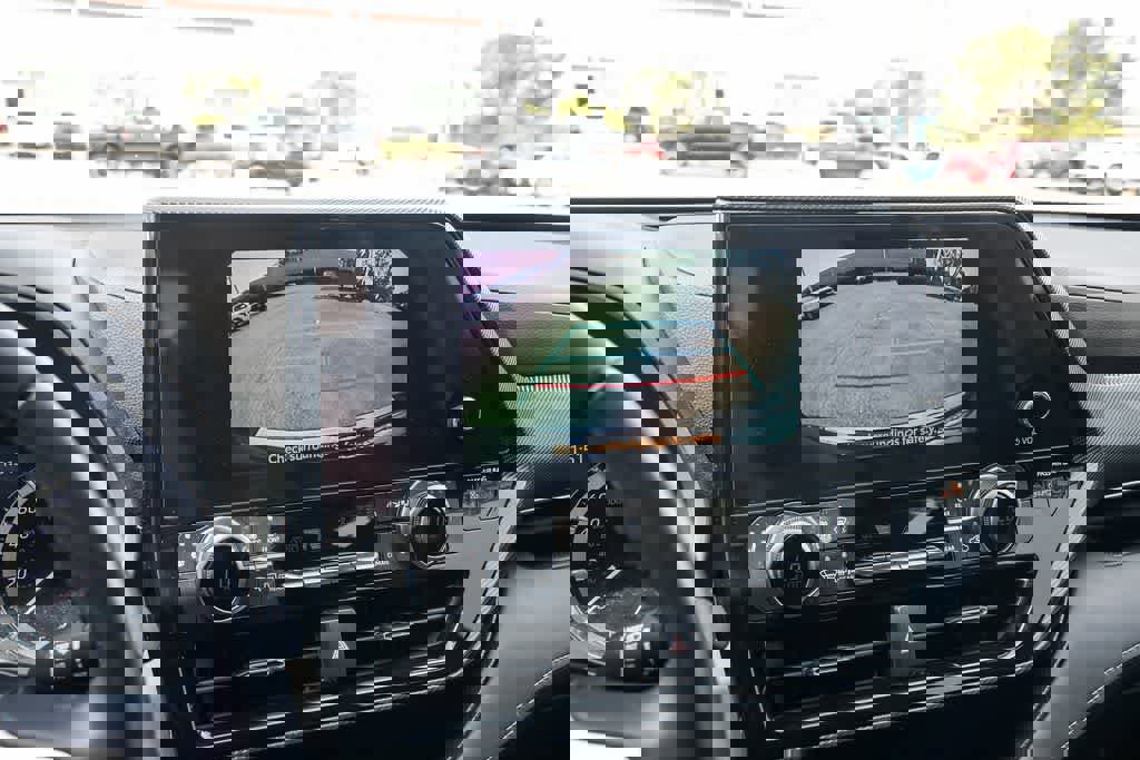 Used 2023 Toyota Highlander XSE image 23