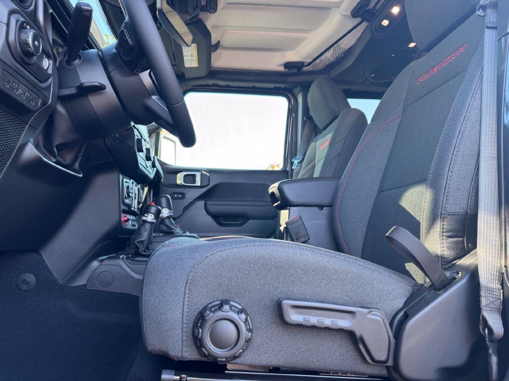 New 2027 Jeep Wrangler Unlimited Rubicon AWD/4WD image 17