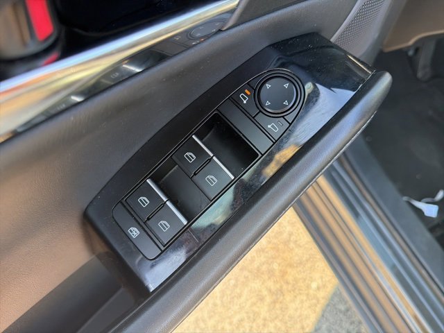 Used 2024 MAZDA CX-30 AWD 2.5 S w/ Preferred Package image 20