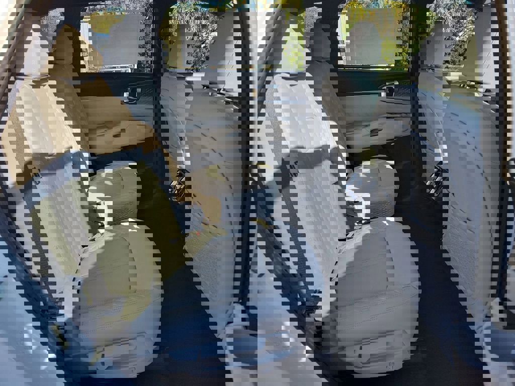 New 2026 Kia Sorento SX Prestige AWD/4WD image 12